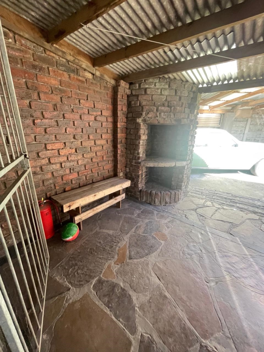 3 Bedroom Property for Sale in Amalinda Eastern Cape